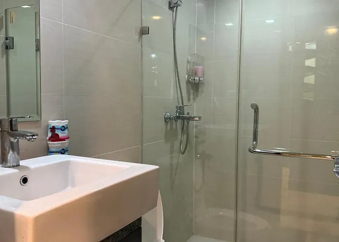 Modern Loft In Newport - 2br And 2ba * Manila