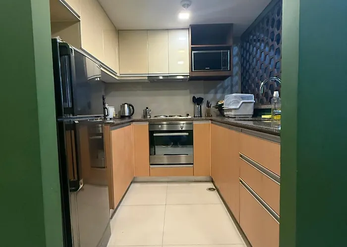 Modern Loft In Newport - 2br And 2ba *