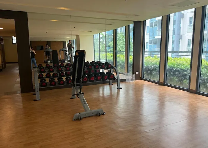 Modern Loft In Newport - 2br And 2ba *
